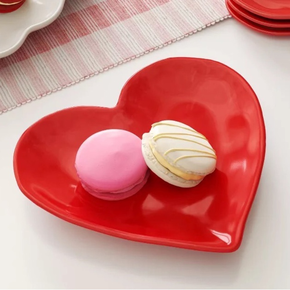 7.25" Valentine Stoneware Figural Heart Appetizer Plate Red - Threshold